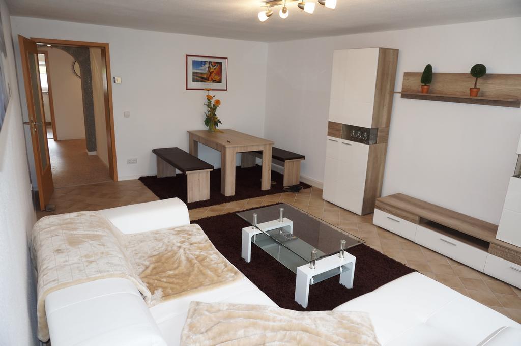 Apartment Germersheim Szoba fotó